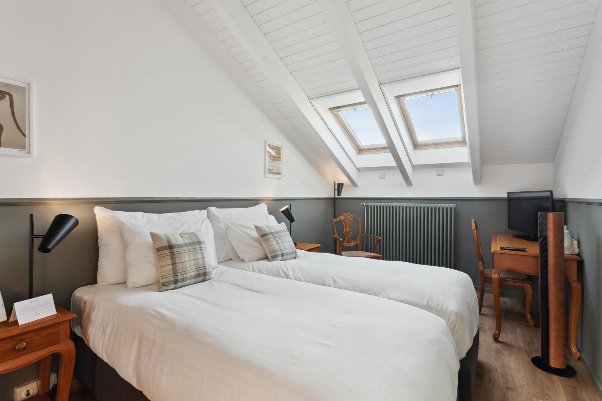 Hotel De La Couronne Morges Bilik gambar